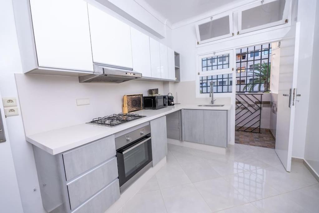 Tradition Meets Modern: 2Br Flat In Rabat Hassan ภายนอก รูปภาพ