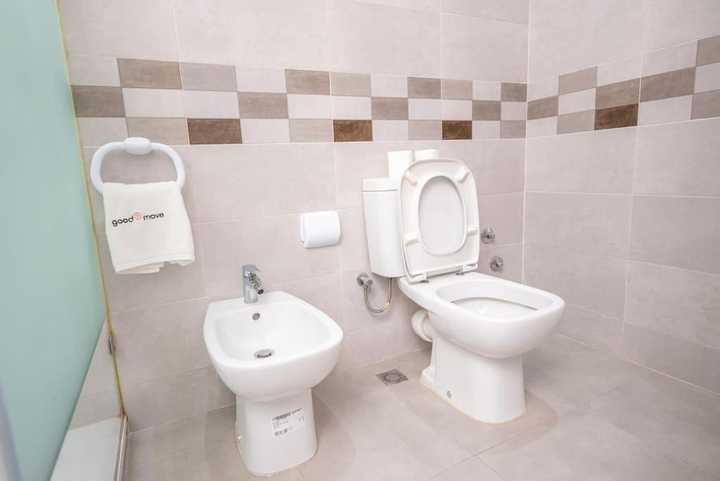 Tradition Meets Modern: 2Br Flat In Rabat Hassan ภายนอก รูปภาพ
